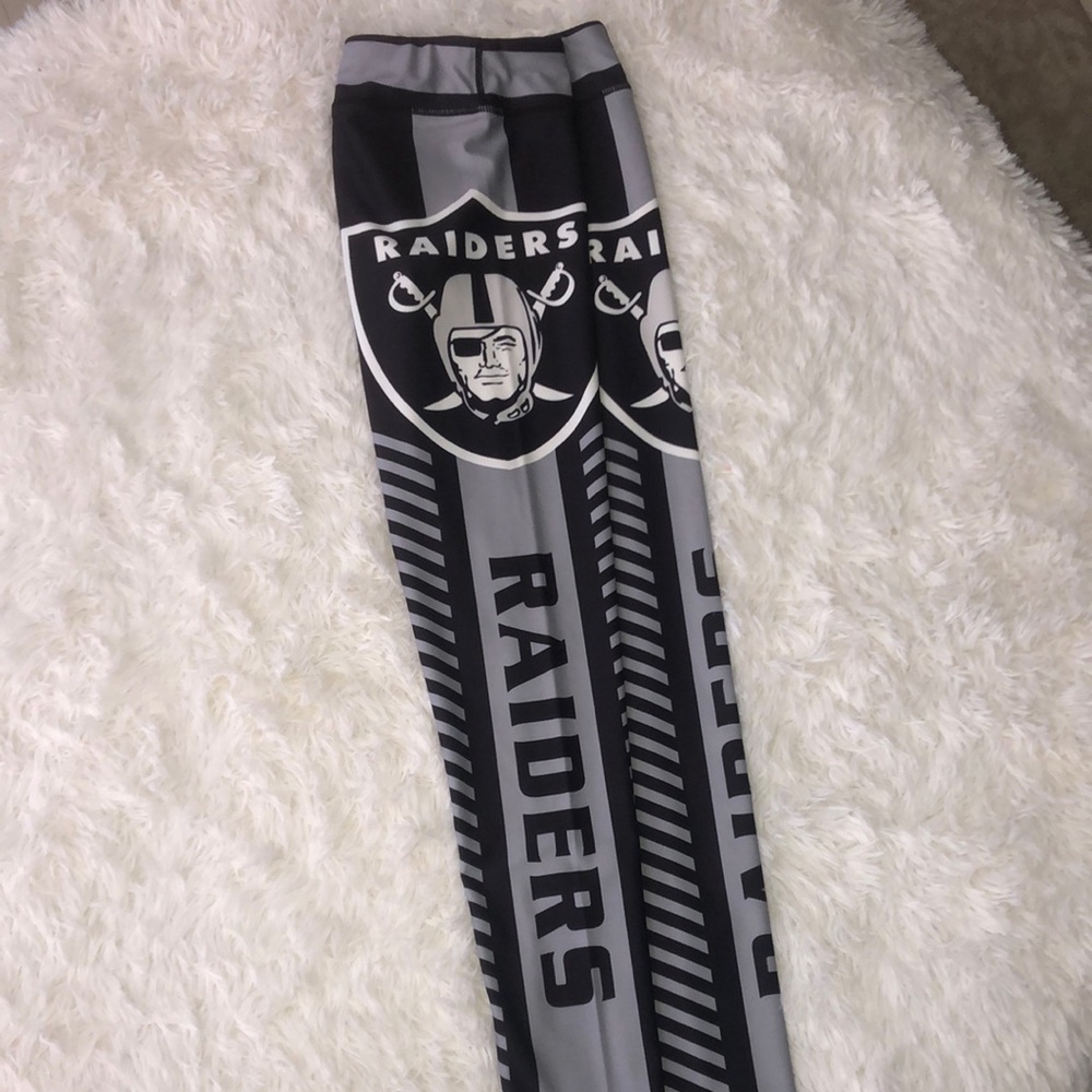 Women’s Raiders Leggings -L- - Picture 3 of 3